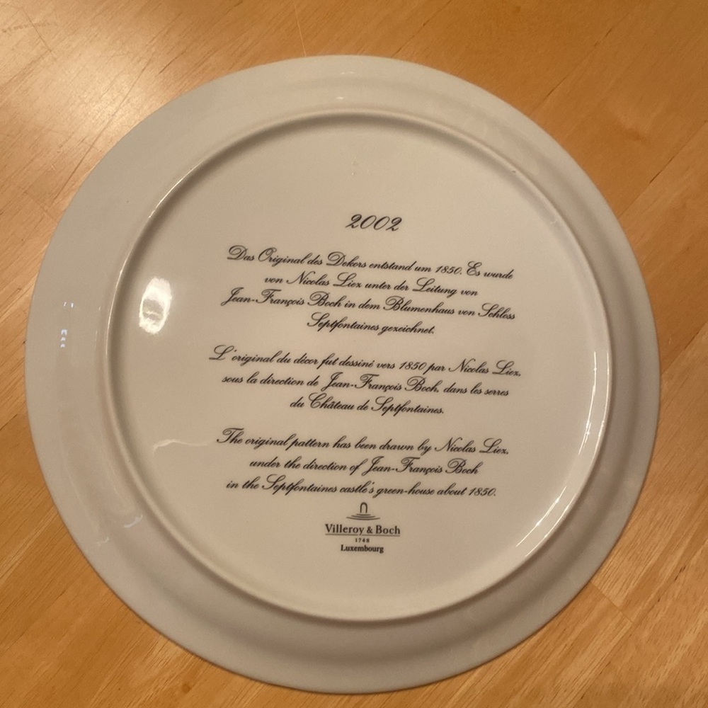 Villeroy & Boch White Decorative Plate🌸 - Picture 3 of 4